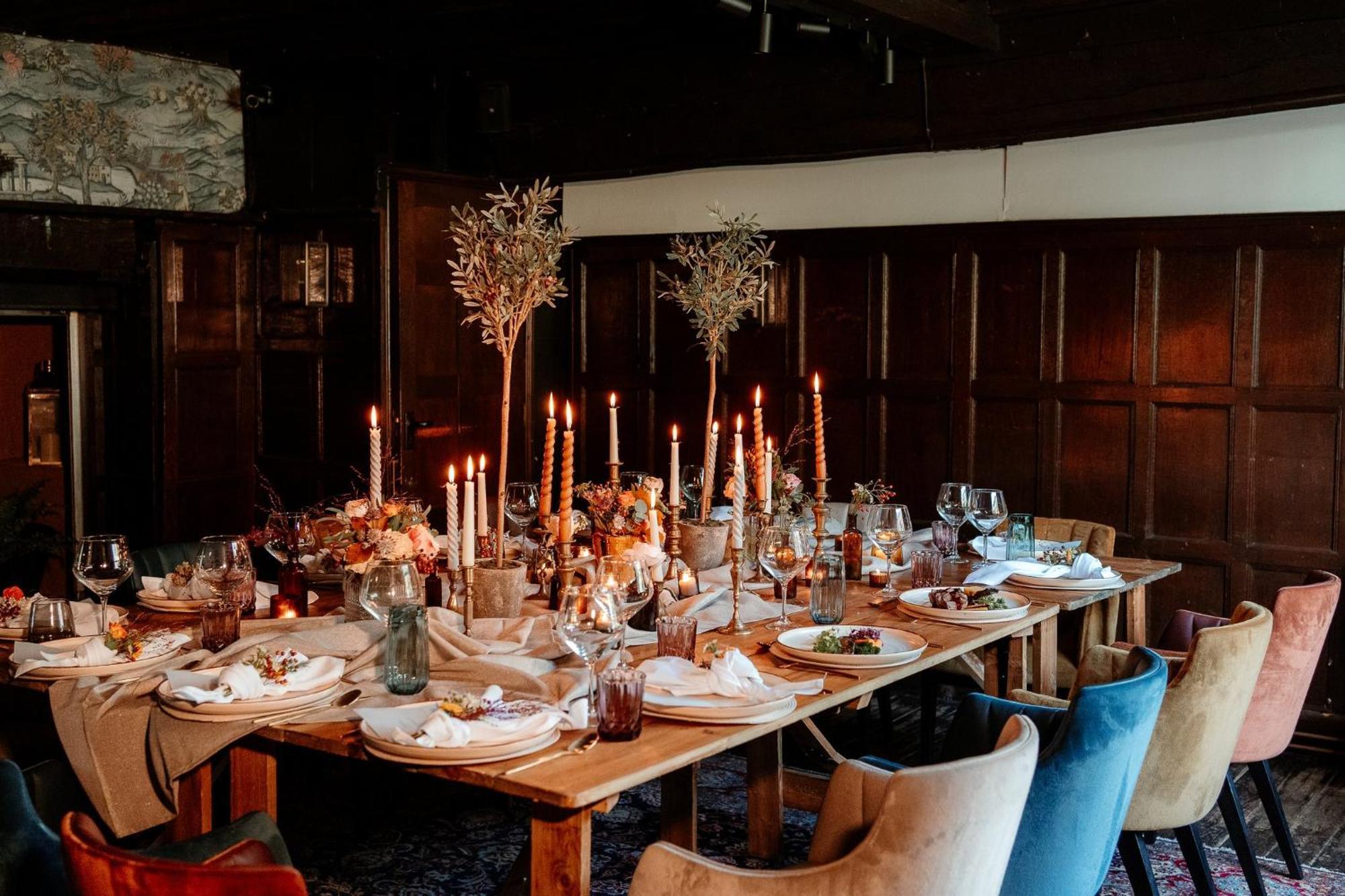 Voco Lythe Hill Hotel & Spa By Ihg Haslemere Exteriör bild