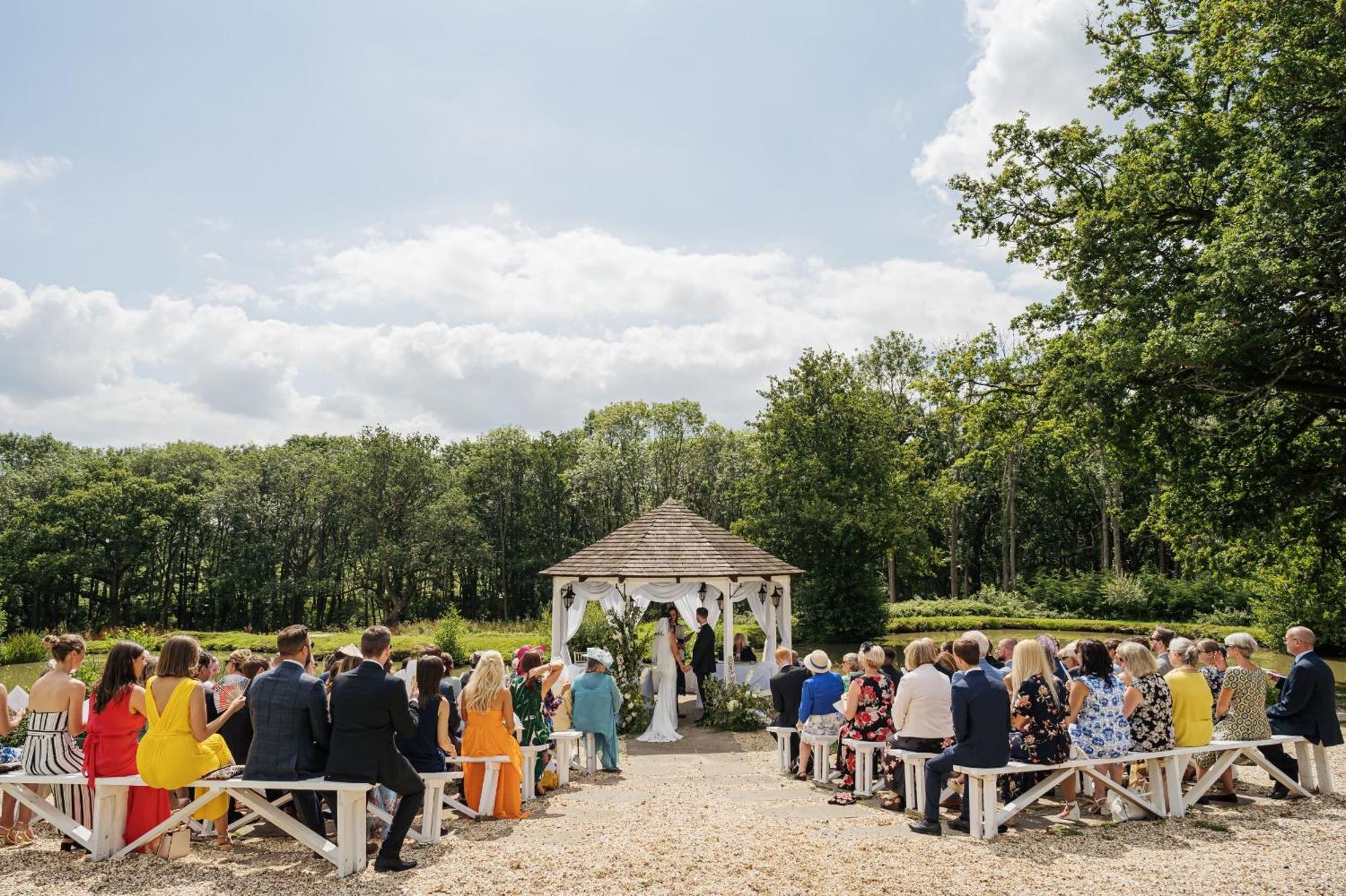 Voco Lythe Hill Hotel & Spa By Ihg Haslemere Exteriör bild